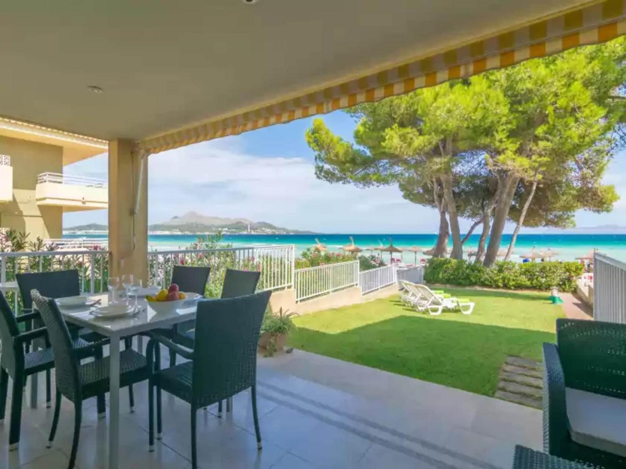 Apartment In Platja D'Alcudia Плая де Муро Екстериор снимка